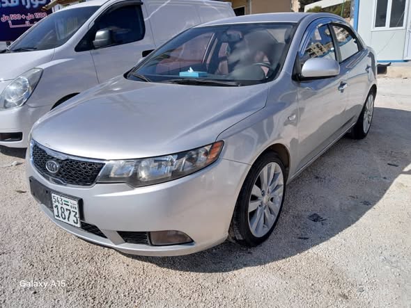 كيا فورتي 2012 - صورة 5
