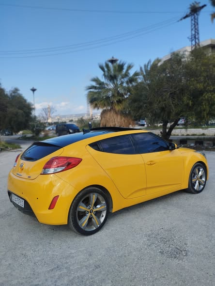 هونداي فوليستر 2012 - صورة 4