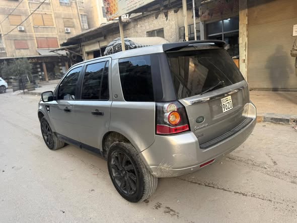 لاند روفر LR2 2014 - صورة 3