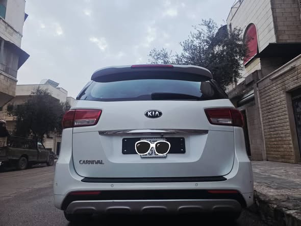 كيا كرنفال 2015 - صورة 3