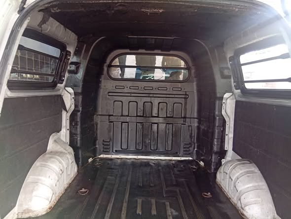 هيونداي H1 2009 - صورة 4