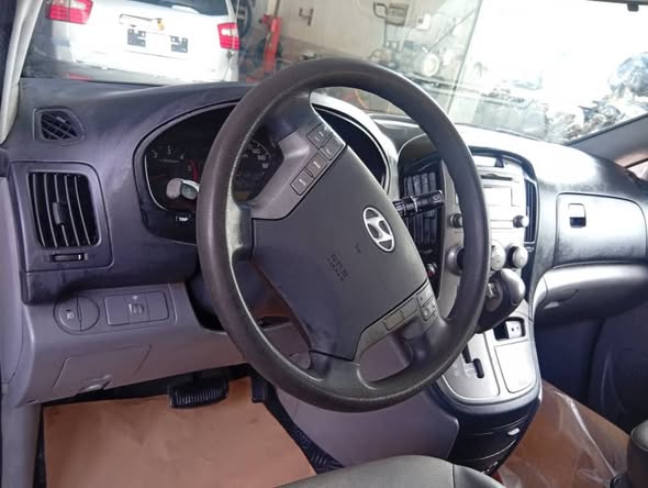 هيونداي H1 2009 - صورة 5