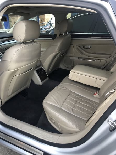 اودي a8 2009 - صورة 4