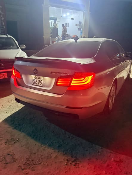 بي ام ٥٢٠ 2011 - صورة 2