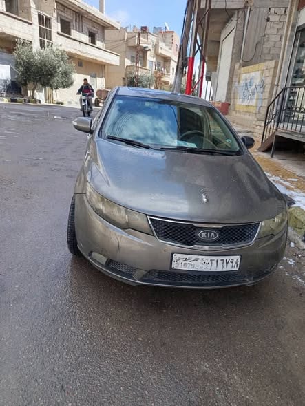 كيا فورتي 2010 - صورة 2