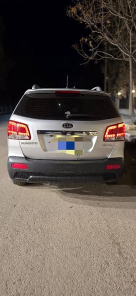 كيا سيرنتو 2010 - صورة 2