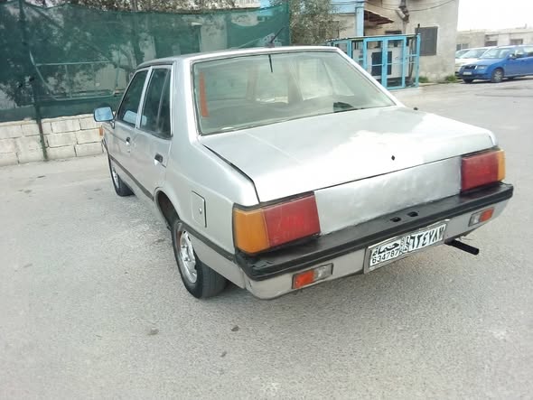 Mitsubishi Lancer 1983 - صورة 4