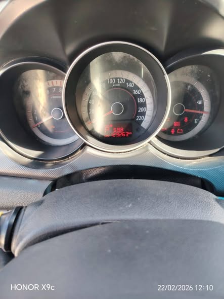 كيا فورتي 2010 - صورة 3