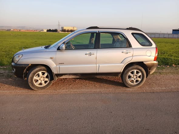 كيا سبورتاج 2005 - صورة 3