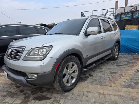 Ssangyong Mohave 2014 - صورة 4