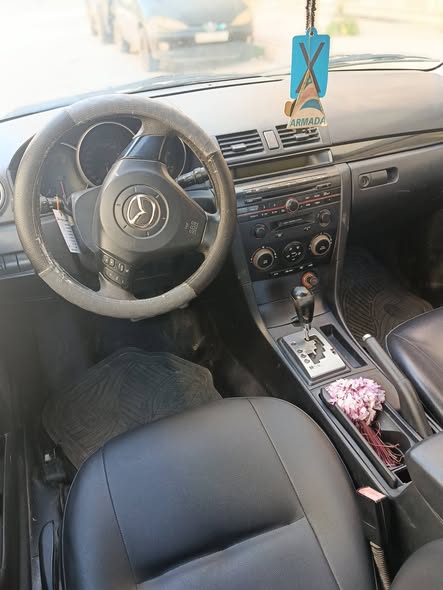 مازدا 3 2005 - صورة 3