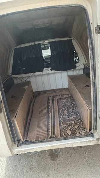 زاز كرت 2003 - صورة 1