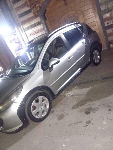 بيجو 207 2008 - صورة 5