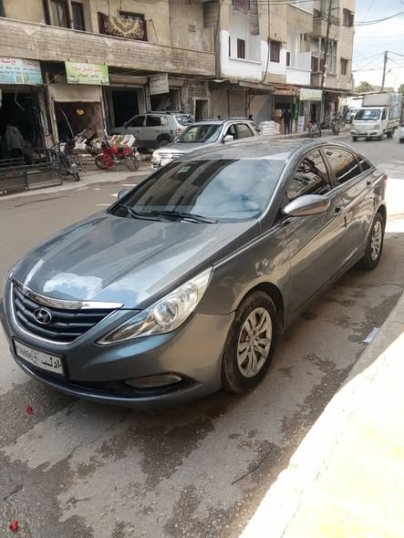 هيونداي سوناتا 2011 - صورة 2