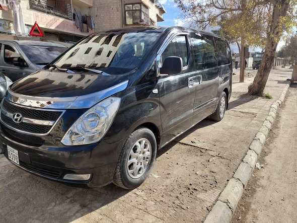 Hyundai H1 2011 - صورة 4