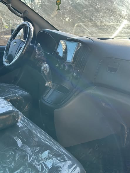 هيونداي H-1 2014 - صورة 4