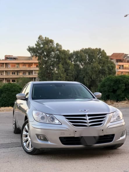 هيونداي جينيسس 2011 - صورة 2