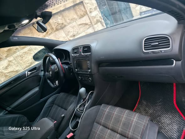 فولكس فاجن جولف جي تي آي 2012 - صورة 3