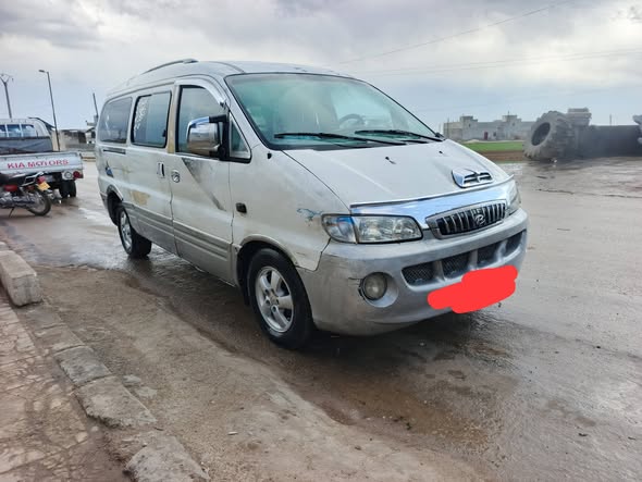 هيونداي H1 2004 - صورة 3