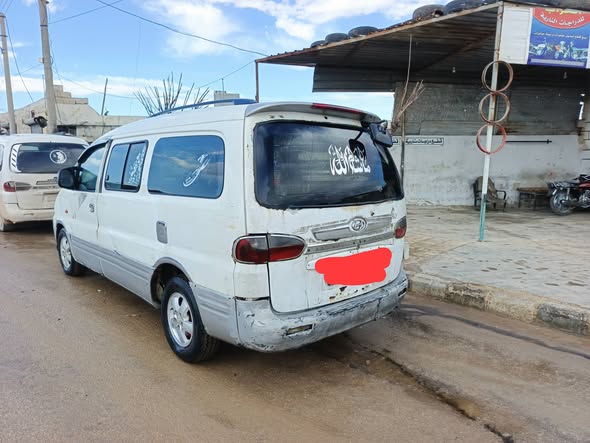 هيونداي H1 2004 - صورة 5