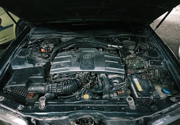 Honda Legend 1998 - صورة 1