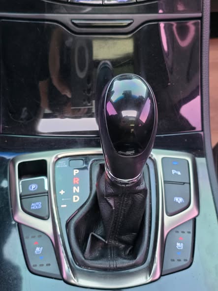 هيونداي أزيرا 2012 - صورة 4