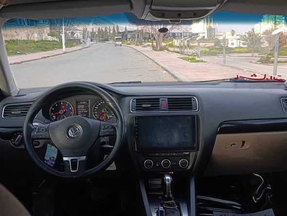 فوكس فاغن جيتا 2014 - صورة 2