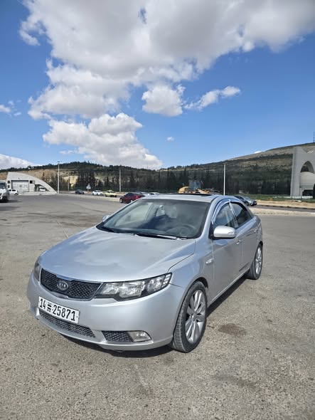 كيا فورتي 2010 - صورة 2