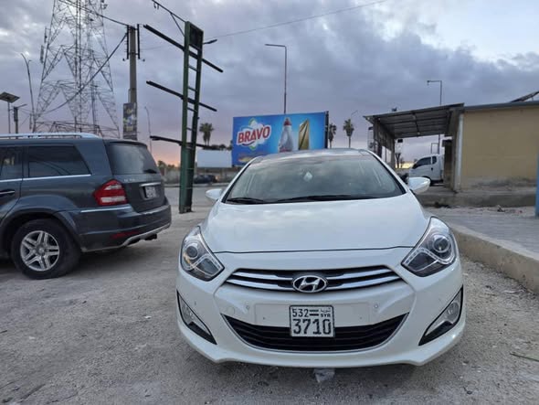 هونداي i40 2012 - صورة 2