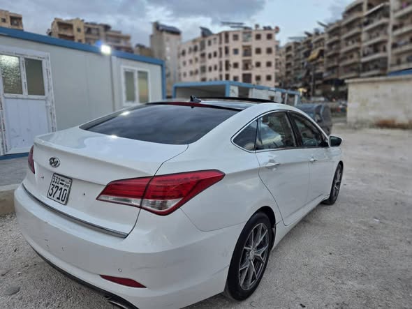 هونداي i40 2012 - صورة 3