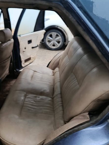 ميتسوبيشي لانسر 1983 - صورة 5