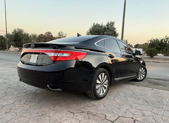 هيونداي ازيرا 2015 - صورة 3