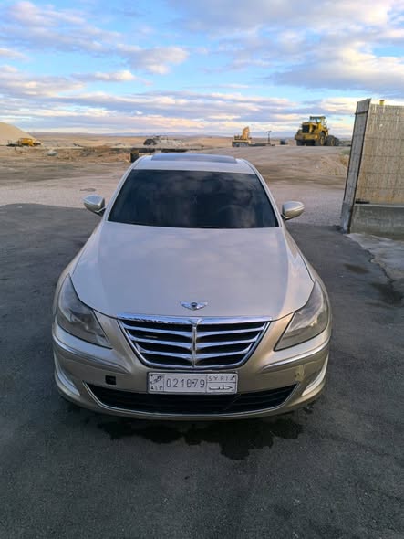 جينيسز null 2011 - صورة 2