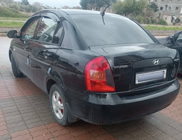 هونداي اكسنت 2010 - صورة 2