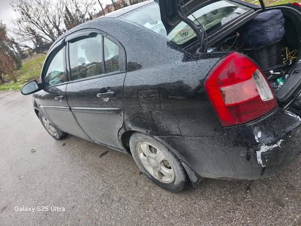 هيونداي إكسنت 2007 - صورة 5