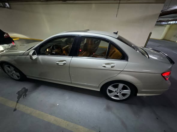 مرسيدس c300 2011 - صورة 3