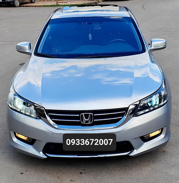 هوندا اكورد 2014 - صورة 1