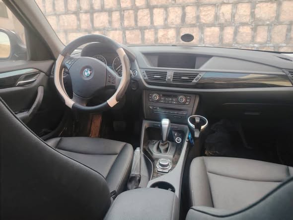 بي إم دبليو إكس ون 2012 - صورة 2