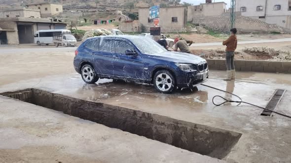 بي إم دبليو إكس ون 2012 - صورة 4