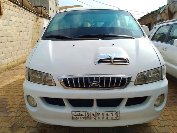 هيونداي ستاريكس 2005 - صورة 4