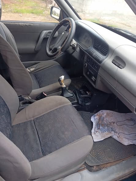 سكودا Karta 1999 - صورة 4