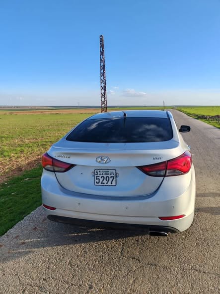 Hyundai افانتي 2014 - صورة 1