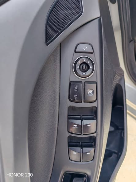 Hyundai افانتي 2014 - صورة 3