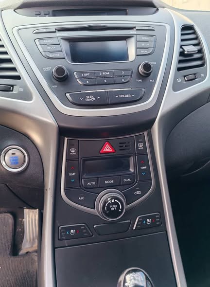 Hyundai افانتي 2014 - صورة 4