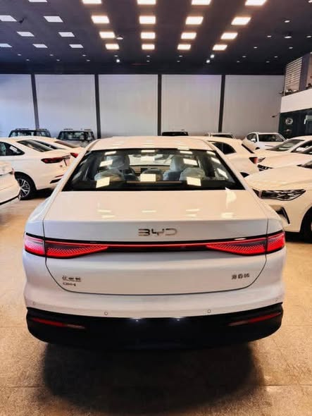 BYD SEL05 2025 - صورة 4