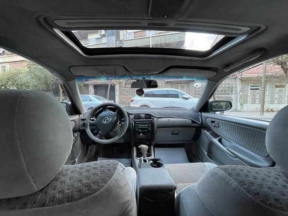 مازدا 626 GLX 2002 - صورة 3