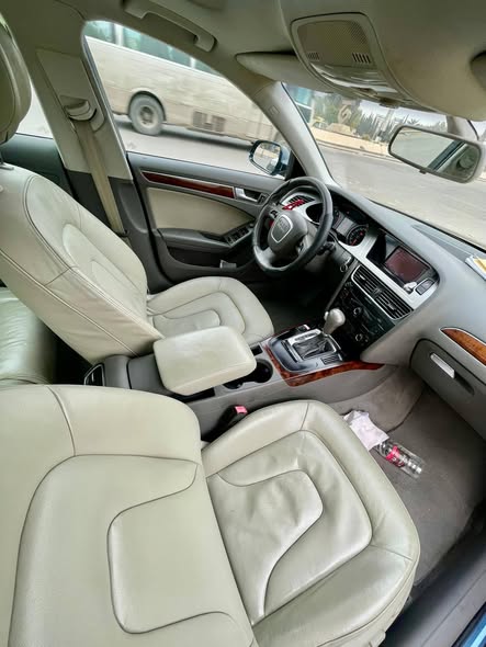 أودي A4 2011 - صورة 2