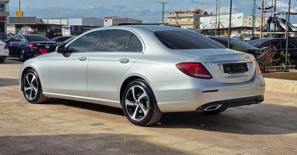 مرسيدس E250 2020 - صورة 3