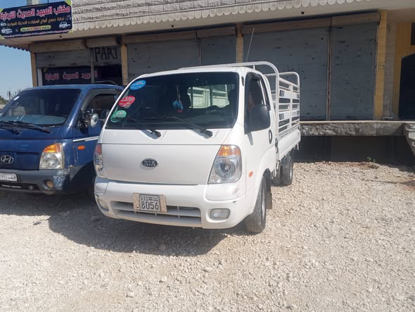كيا 2700 2011 - صورة 2