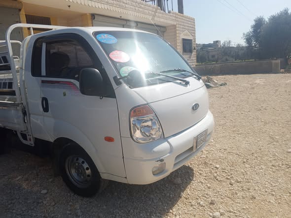 كيا 2700 2011 - صورة 3